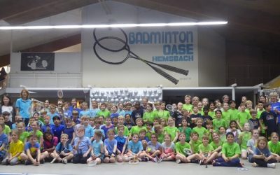 Über 100 Kinder spielten in der Hemsbacher Badminton-Oase