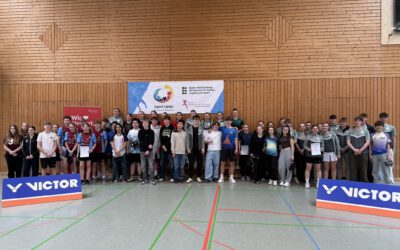 JUGEND TRAINIERT FÜR OLYMPIA